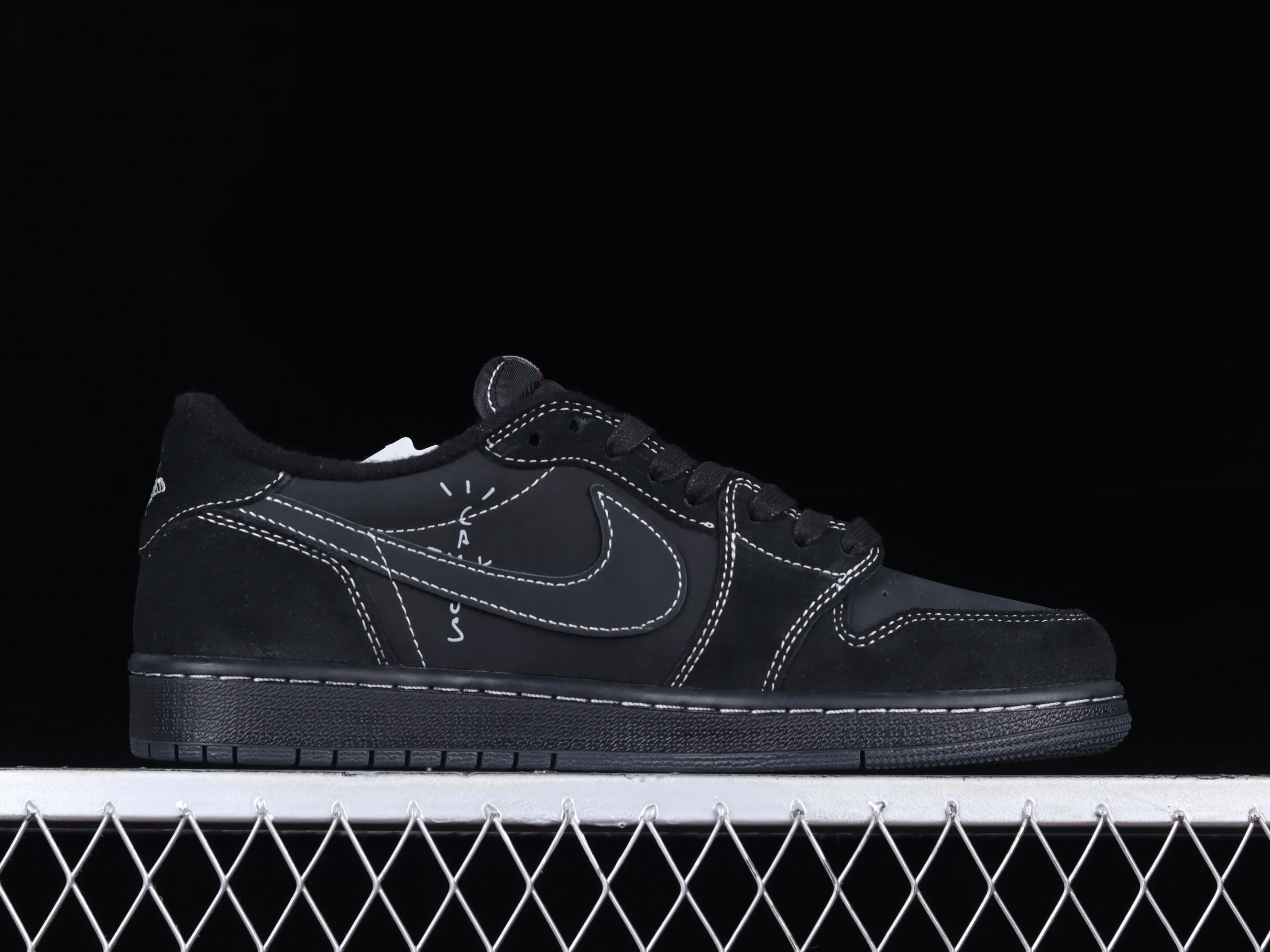 All categories Air Jordan Jordan series basketball shoes Air Jordan 1 Low Travis Scott x Air Jordan 1 Low OG "Triple Black" AJ1 Joe 1 Black Warrior Undercut DM7866-001